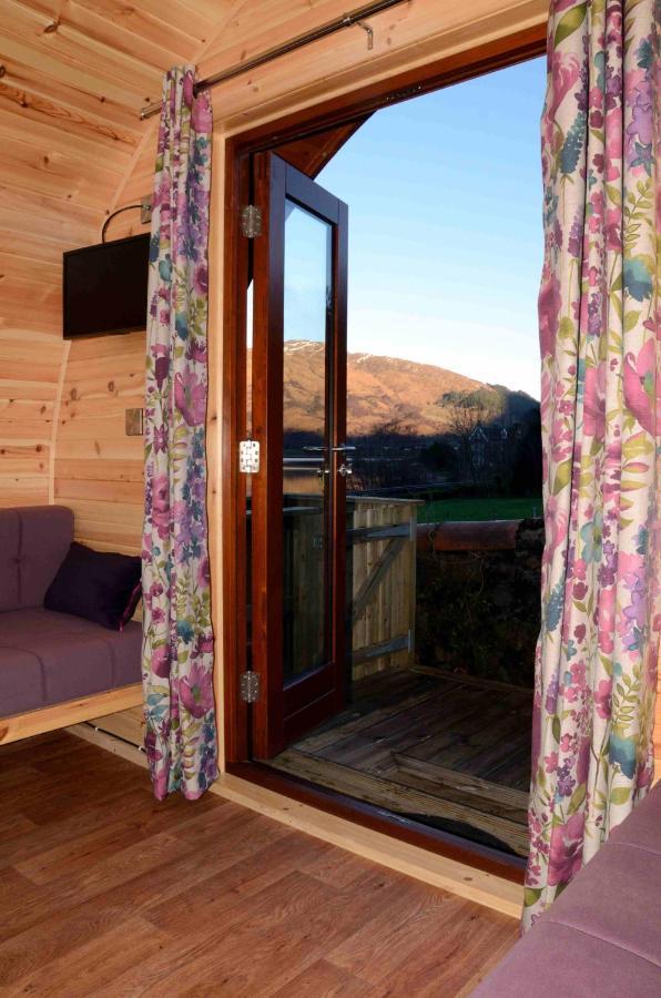 Seaview Pod And Hot Tub Villa Балачулиш Екстериор снимка